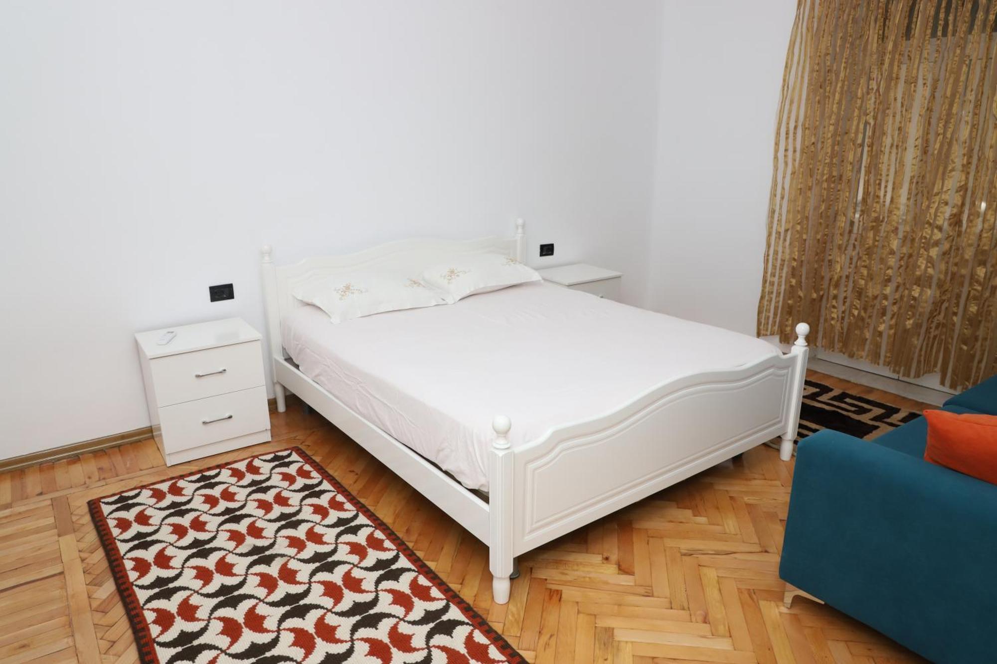Eda Center Apartment *
